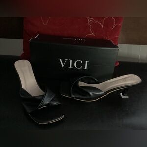 twist knot new vegan leather sandals 1.5-2”